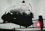 Standbild Hubschrauber Schule Frankreich, 1956, aus Sekunde 17 historischem Filmmaterial Videoclip 65675066315