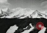Standbild Hubschrauber Schule Frankreich, 1956, aus Sekunde 31 historischem Filmmaterial Videoclip 65675066315