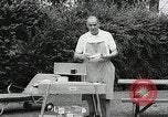 Standbild Bert Bacharach United States USA, 1956, aus Sekunde 27 historischem Filmmaterial Videoclip 65675066316