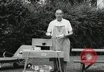 Standbild Bert Bacharach United States USA, 1956, aus Sekunde 32 historischem Filmmaterial Videoclip 65675066316
