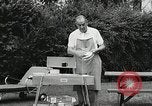 Standbild Bert Bacharach United States USA, 1956, aus Sekunde 34 historischem Filmmaterial Videoclip 65675066316