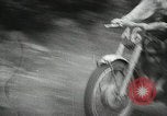 Standbild Motorrad dirtbike Rennen Tarn Frankreich, 1956, aus Sekunde 16 historischem Filmmaterial Videoclip 65675066318