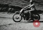Standbild Motorrad dirtbike Rennen Tarn Frankreich, 1956, aus Sekunde 39 historischem Filmmaterial Videoclip 65675066318