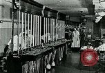 Immagine di Bell System facility e il centralino telefonico operatori United States USA, 1926, secondo 35 filmato di repertorio 65675066335