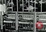 Immagine di Bell System facility e il centralino telefonico operatori United States USA, 1926, secondo 39 filmato di repertorio 65675066335
