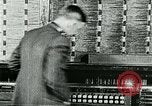 Immagine di Bell System facility e il centralino telefonico operatori United States USA, 1926, secondo 49 filmato di repertorio 65675066335