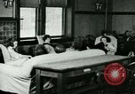 Immagine di Le donne dipendenti United States USA, 1918, secondo 3 filmato di repertorio 65675066337