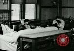 Immagine di Le donne dipendenti United States USA, 1918, secondo 13 filmato di repertorio 65675066337