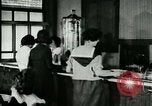 Immagine di Le donne dipendenti United States USA, 1918, secondo 28 filmato di repertorio 65675066337