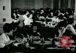 Immagine di Le donne dipendenti United States USA, 1918, secondo 45 filmato di repertorio 65675066337