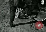 Standbild Telefon Kabel instandsetzen United States USA, 1918, aus Sekunde 22 historischem Filmmaterial Videoclip 65675066341