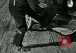 Standbild Telefon Kabel instandsetzen United States USA, 1918, aus Sekunde 31 historischem Filmmaterial Videoclip 65675066341