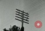 Standbild Telefon Kabel instandsetzen United States USA, 1918, aus Sekunde 54 historischem Filmmaterial Videoclip 65675066341