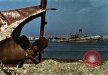 Standbild Bombe Wrack Bizerte Tunesien, 1943, aus Sekunde 3 historischem Filmmaterial Videoclip 65675066349