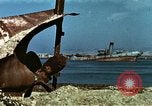 Standbild Bombe Wrack Bizerte Tunesien, 1943, aus Sekunde 5 historischem Filmmaterial Videoclip 65675066349