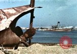 Standbild Bombe Wrack Bizerte Tunesien, 1943, aus Sekunde 8 historischem Filmmaterial Videoclip 65675066349