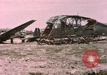 Immagine di Bomba aerei distrutto Tunisi Tunisia, 1943, secondo 24 filmato di repertorio 65675066363