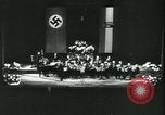 Standbild Krieg relief Konzert Berlin Deutschland, 1943, aus Sekunde 3 historischem Filmmaterial Videoclip 65675066365