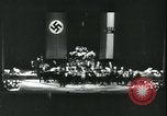 Standbild Krieg relief Konzert Berlin Deutschland, 1943, aus Sekunde 11 historischem Filmmaterial Videoclip 65675066365