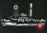Standbild Krieg relief Konzert Berlin Deutschland, 1943, aus Sekunde 14 historischem Filmmaterial Videoclip 65675066365