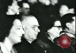 Standbild Krieg relief Konzert Berlin Deutschland, 1943, aus Sekunde 48 historischem Filmmaterial Videoclip 65675066365