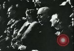 Standbild Krieg relief Konzert Berlin Deutschland, 1943, aus Sekunde 51 historischem Filmmaterial Videoclip 65675066365
