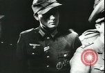 Standbild Deutsche Kriegsarbeiter in der Munitionsfabrik Deutschland, 1944, aus Sekunde 53 historischem Filmmaterial Videoclip 65675066373