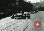 Image Philippe PETAIN visites victimes Lyon France, 1944, de la seconde 28 séquences d'archives historiques vidéo 65675066374