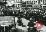 Image Philippe PETAIN visites victimes Lyon France, 1944, de la seconde 37 séquences d'archives historiques vidéo 65675066374