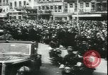 Image Philippe PETAIN visites victimes Lyon France, 1944, de la seconde 38 séquences d'archives historiques vidéo 65675066374