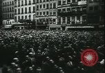 Image Philippe PETAIN visites victimes Lyon France, 1944, de la seconde 42 séquences d'archives historiques vidéo 65675066374