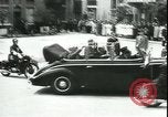 Image Philippe PETAIN visites victimes Lyon France, 1944, de la seconde 50 séquences d'archives historiques vidéo 65675066374