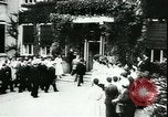 Image Philippe PETAIN visites victimes Lyon France, 1944, de la seconde 57 séquences d'archives historiques vidéo 65675066374