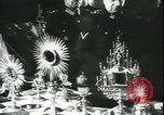 Standbild katholische Reliquien Zweiten Weltkrieg in  Polen Kowel Polen, 1944, aus Sekunde 9 historischem Filmmaterial Videoclip 65675066375