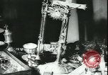 Standbild katholische Reliquien Zweiten Weltkrieg in  Polen Kowel Polen, 1944, aus Sekunde 35 historischem Filmmaterial Videoclip 65675066375