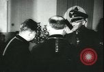 Standbild katholische Reliquien Zweiten Weltkrieg in  Polen Kowel Polen, 1944, aus Sekunde 59 historischem Filmmaterial Videoclip 65675066375