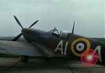 Immagine di RAF Supermarine Spitfire aeroplano England Regno Unito, 1968, secondo 28 filmato di repertorio 65675066406