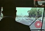 Immagine di City tour bus Washington DC USA, 1972, secondo 4 filmato di repertorio 65675066413