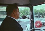 Immagine di City tour bus Washington DC USA, 1972, secondo 10 filmato di repertorio 65675066413