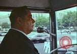 Immagine di City tour bus Washington DC USA, 1972, secondo 12 filmato di repertorio 65675066413