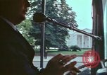Immagine di City tour bus Washington DC USA, 1972, secondo 4 filmato di repertorio 65675066416