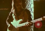 Standbild 1970s Hippies und Band Washington DC USA, 1972, aus Sekunde 7 historischem Filmmaterial Videoclip 65675066421