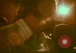 Standbild 1970s Hippies und Band Washington DC USA, 1972, aus Sekunde 17 historischem Filmmaterial Videoclip 65675066421