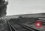 Standbild Deutschen Angriff auf die Sowjetunion Rangierbahnhof Russland Sowjetunion, 1941, aus Sekunde 32 historischem Filmmaterial Videoclip 65675066436
