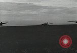 Standbild Nacht Bombenangriff von Deutschen er 111 Flugzeuge Russland Sowjetunion, 1941, aus Sekunde 11 historischem Filmmaterial Videoclip 65675066443