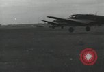 Standbild Nacht Bombenangriff von Deutschen er 111 Flugzeuge Russland Sowjetunion, 1941, aus Sekunde 12 historischem Filmmaterial Videoclip 65675066443