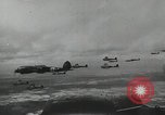Standbild Nacht Bombenangriff von Deutschen er 111 Flugzeuge Russland Sowjetunion, 1941, aus Sekunde 20 historischem Filmmaterial Videoclip 65675066443