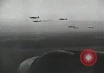 Standbild Nacht Bombenangriff von Deutschen er 111 Flugzeuge Russland Sowjetunion, 1941, aus Sekunde 39 historischem Filmmaterial Videoclip 65675066443