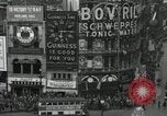 Standbild Sieg in Europa Tag London England Vereinigtes Königreich, 1945, aus Sekunde 18 historischem Filmmaterial Videoclip 65675066456