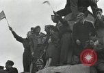 Standbild Sieg in Europa Tag London England Vereinigtes Königreich, 1945, aus Sekunde 33 historischem Filmmaterial Videoclip 65675066456